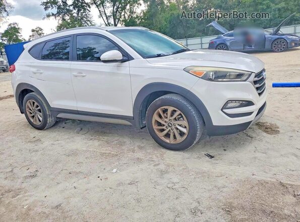 KM8J33A20HU272853 2017 HYUNDAI TUCSON Белый Передняя правая четверть