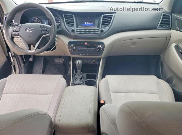 KM8J33A20HU272853 2017 HYUNDAI TUCSON Белый Вид панели приборов