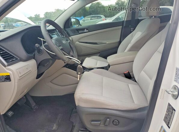 KM8J33A20HU272853 2017 HYUNDAI TUCSON Белый Вид салона спереди
