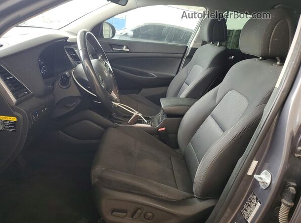 KM8J33A21HU525940 2017 HYUNDAI TUCSON Серый Вид салона спереди