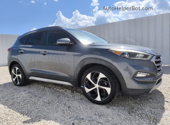 KM8J33A21HU559103 2017 HYUNDAI TUCSON Gray 