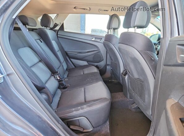 KM8J33A21JU794591 2018 HYUNDAI TUCSON Gray Սալոնի հետևի տեսք