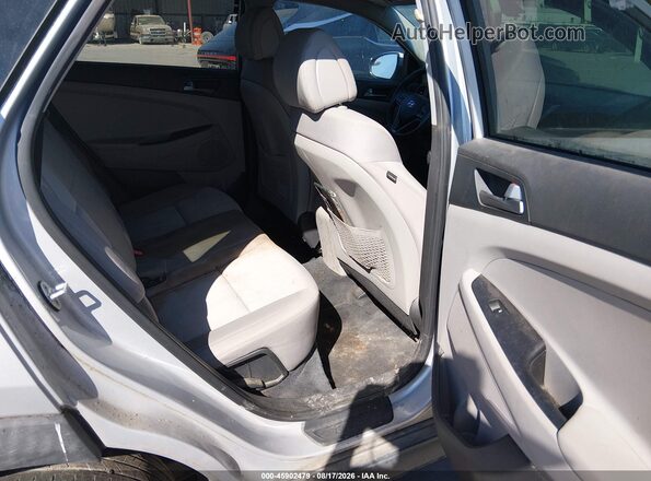 KM8J33A22GU232384 2016 HYUNDAI TUCSON Silver VIN կոդի պիտակի տեսք