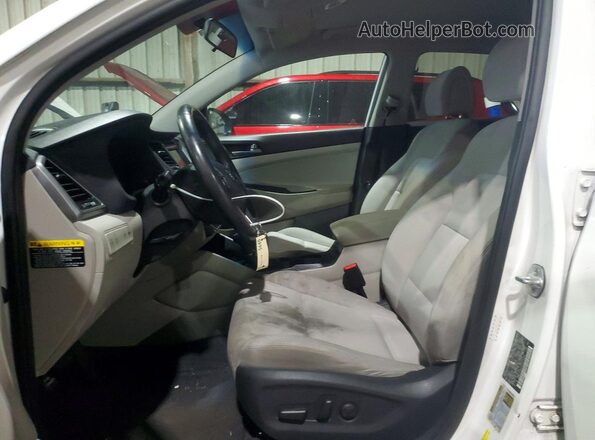 KM8J33A22HU515918 2017 HYUNDAI TUCSON White Vista interior delantera