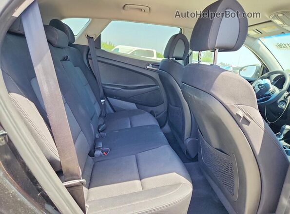 KM8J33A26HU351508 2017 HYUNDAI TUCSON Black Vista interior trasera