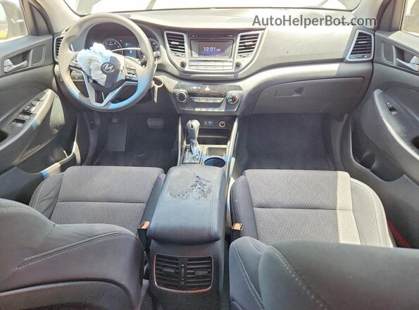 KM8J33A26HU351508 2017 HYUNDAI TUCSON Black Vista del salpicadero