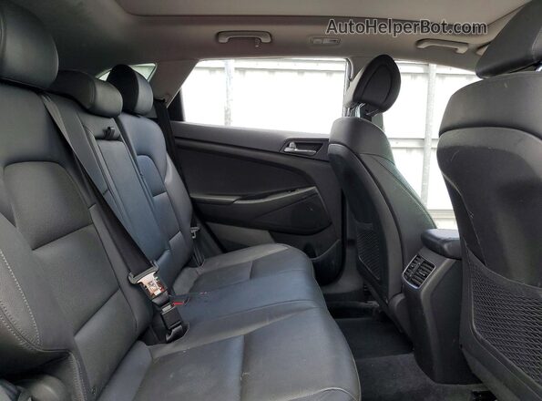 KM8J33A27GU098276 2016 HYUNDAI TUCSON Silver Սալոնի հետևի տեսք