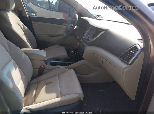 KM8J33A27HU577184 2017 HYUNDAI TUCSON Blue Вид салону спереду