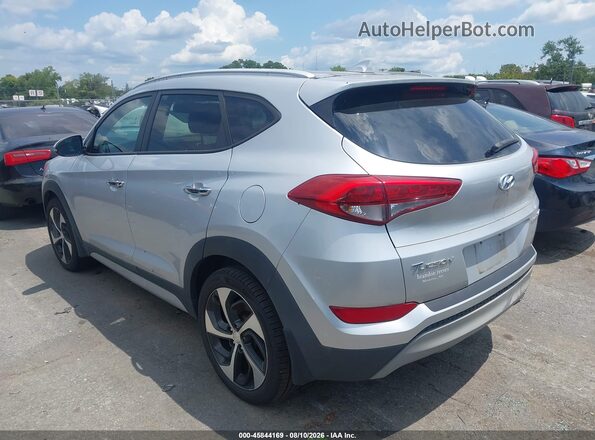 KM8J33A28JU758445 2018 HYUNDAI TUCSON Серебряный Панорамный вид салона 360°