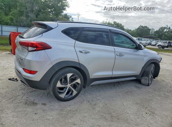 KM8J33A2XJU655978 2018 HYUNDAI TUCSON Белый Задняя правая четверть