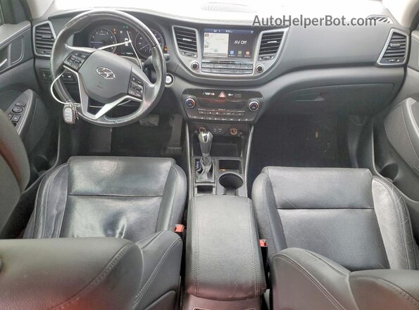 KM8J33A2XJU655978 2018 HYUNDAI TUCSON Белый Вид панели приборов