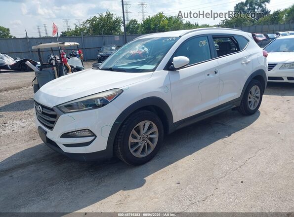 KM8J33A41GU072502 2016 HYUNDAI TUCSON Белый Передняя левая четверть