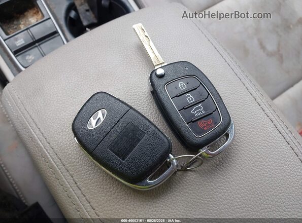 KM8J33A42GU102171 2016 HYUNDAI TUCSON Белый Вид панели приборов