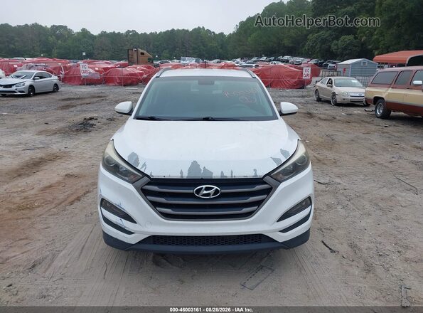 KM8J33A42GU102171 2016 HYUNDAI TUCSON Белый Вид щитка приборов