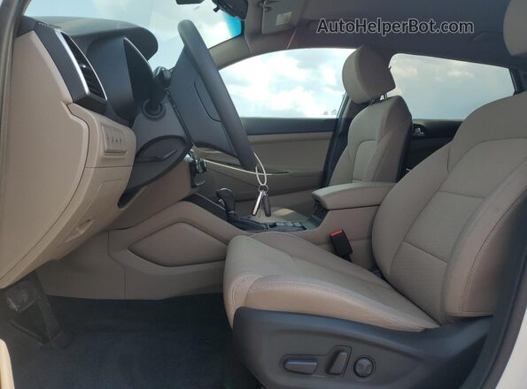 KM8J33A42MU388065 2021 HYUNDAI TUCSON Белый Вид салона спереди