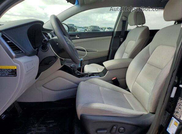 KM8J33A43JU623293 2018 HYUNDAI TUCSON Black Vista interior delantera