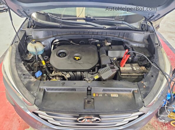 KM8J33A44JU800563 2018 HYUNDAI TUCSON Gray Engine compartment view