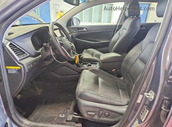 KM8J33A44JU800563 2018 HYUNDAI TUCSON Gray Front interior view