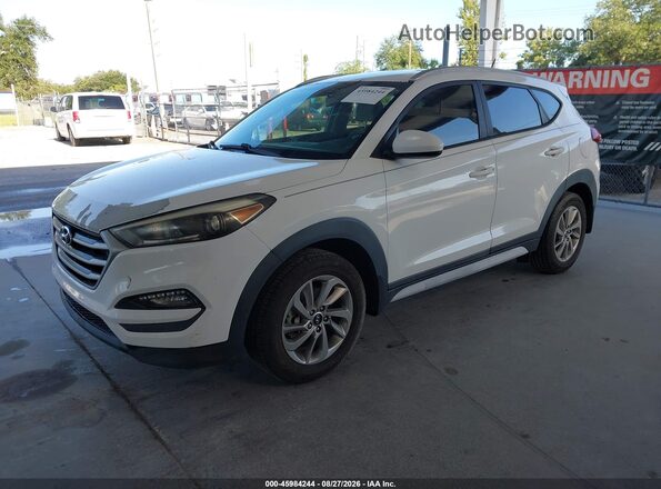 KM8J33A47HU506844 2017 HYUNDAI TUCSON White Передня ліва чверть