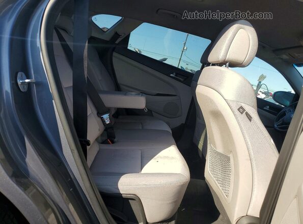 KM8J33A49JU618664 2018 HYUNDAI TUCSON Gray Вид задньої частини салону