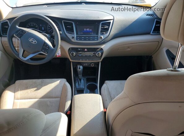 KM8J33A4XHU456862 2017 HYUNDAI TUCSON White Вид панелі приладів