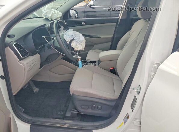 KM8J33AL0LU109119 2020 HYUNDAI TUCSON White Widok wnętrza z przodu