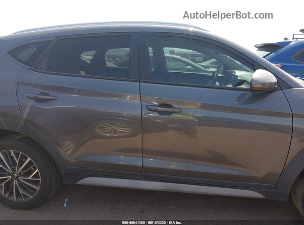 KM8J33AL2LU214406 2020 HYUNDAI TUCSON Gray უკანა სალონის ხედი