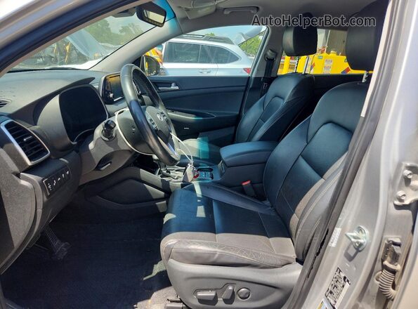 KM8J33AL4LU277961 2020 HYUNDAI TUCSON Silver Front interior view