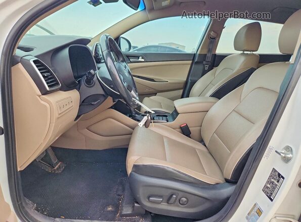 KM8J33AL4MU312631 2021 HYUNDAI TUCSON Белый Вид салона спереди