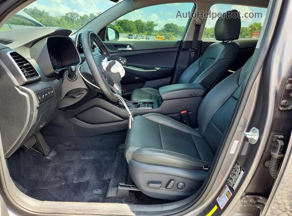 KM8J33AL5LU185791 2020 HYUNDAI TUCSON Gray Widok wnętrza z przodu