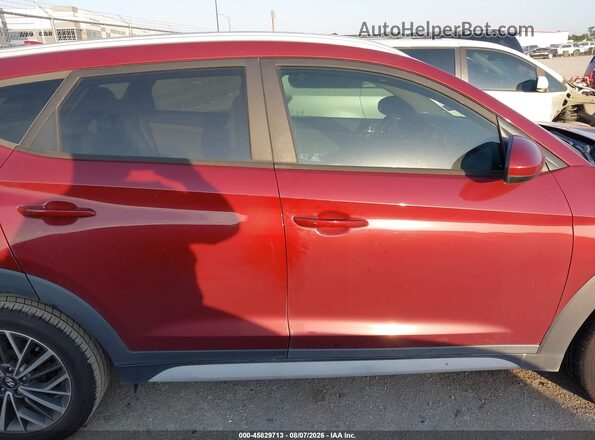 KM8J33AL7LU142747 2020 HYUNDAI TUCSON Темно-бордовый Вид задней части салона