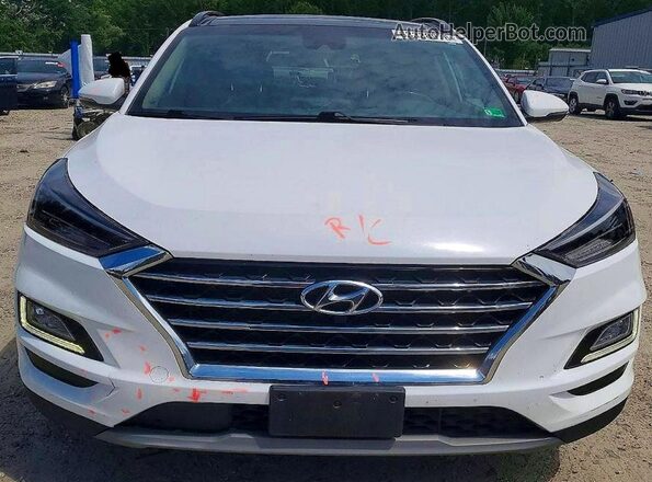 KM8J33AL8MU334826 2021 HYUNDAI TUCSON White Front view
