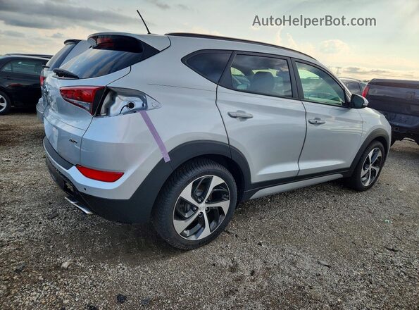 KM8J3CA21HU572000 2017 HYUNDAI TUCSON Silver უკანა მარჯვენა