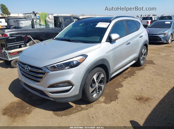 KM8J3CA22HU537904 2017 HYUNDAI TUCSON Silver Front view