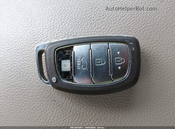 KM8J3CA24GU042750 2016 HYUNDAI TUCSON Белый Вид панели приборов