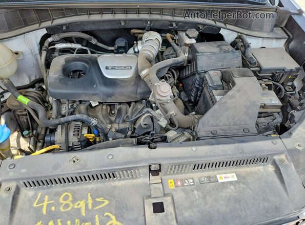 KM8J3CA29HU587022 2017 HYUNDAI TUCSON White Widok wnętrza z tyłu