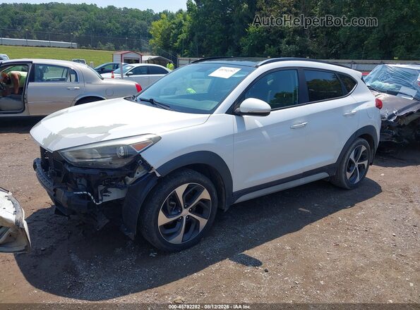 KM8J3CA29JU687658 2018 HYUNDAI TUCSON White Передня ліва чверть