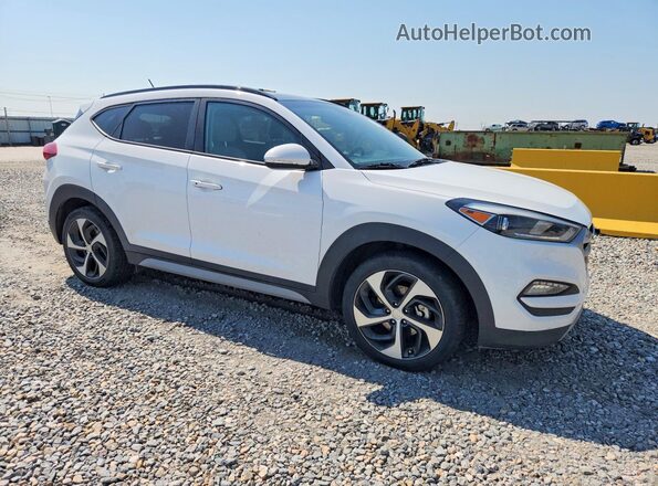 KM8J3CA2XHU570519 2017 HYUNDAI TUCSON Белый Передняя правая четверть