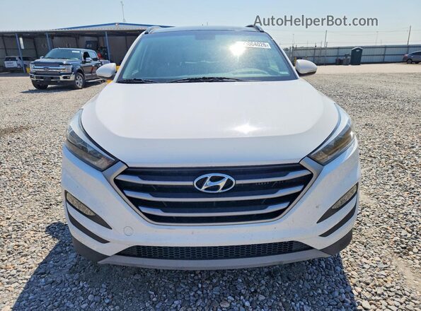KM8J3CA2XHU570519 2017 HYUNDAI TUCSON Белый Вид спереди