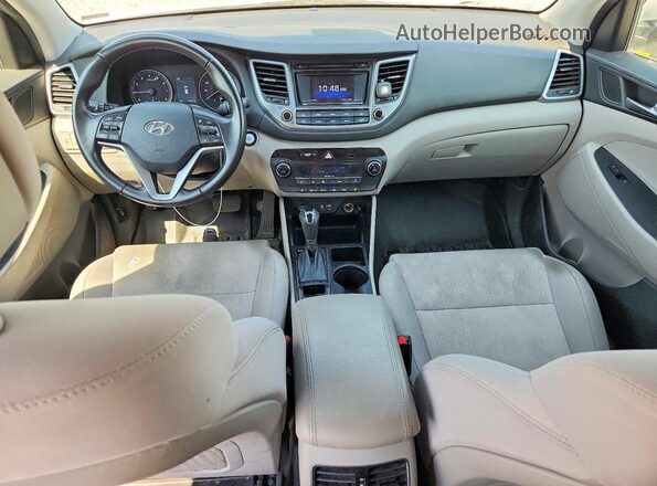 KM8J3CA2XHU570519 2017 HYUNDAI TUCSON Белый Вид панели приборов