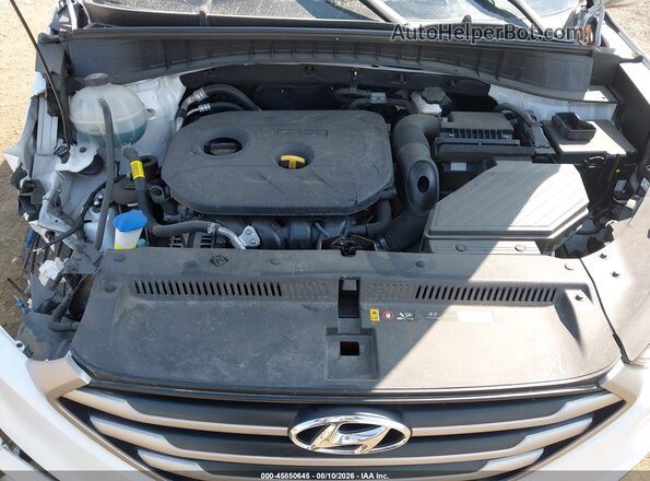 KM8J3CA41JU709363 2018 HYUNDAI TUCSON White უკანა ხედი