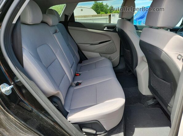 KM8J3CA43LU123606 2020 HYUNDAI TUCSON Black Widok wnętrza z tyłu