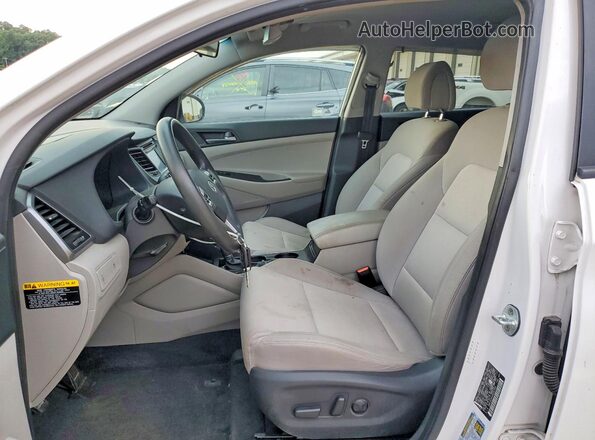 KM8J3CA44HU297465 2017 HYUNDAI TUCSON White Widok wnętrza z przodu
