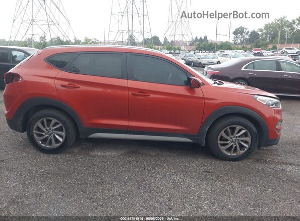 KM8J3CA44HU404031 2017 HYUNDAI TUCSON Orange Widok wnętrza 360 stopni