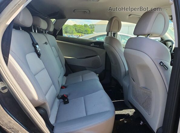 KM8J3CA45HU427169 2017 HYUNDAI TUCSON Черный Вид задних сидений