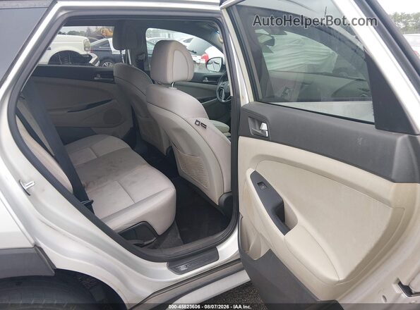 KM8J3CA47HU583407 2017 HYUNDAI TUCSON Silver Widok naklejki z numerem VIN