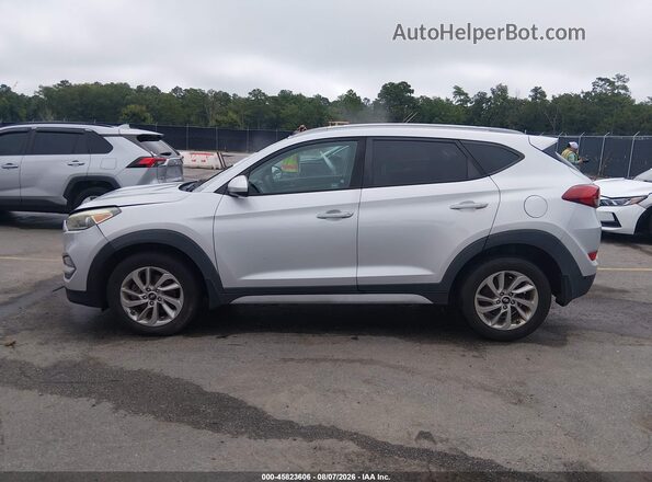 KM8J3CA47HU583407 2017 HYUNDAI TUCSON Silver Widok wnętrza 360 stopni