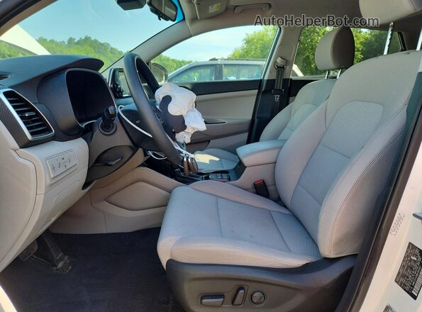 KM8J3CA48MU366667 2021 HYUNDAI TUCSON White Widok wnętrza z przodu