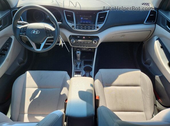 KM8J3CA49HU551171 2017 HYUNDAI TUCSON Серый Вид панели приборов