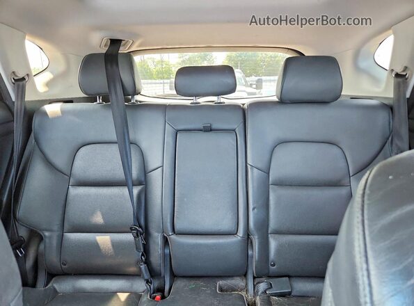 KM8J3CA4XHU497539 2017 HYUNDAI TUCSON Blue Rear seats view